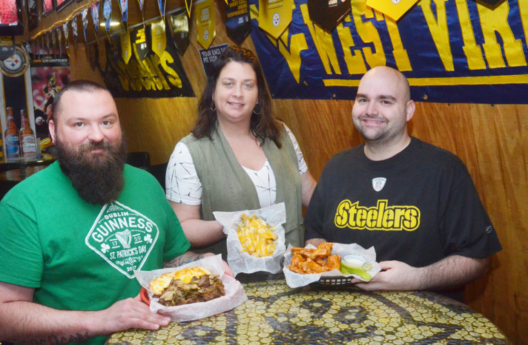 The 19th Hole Offers Great Food and Entertainment
